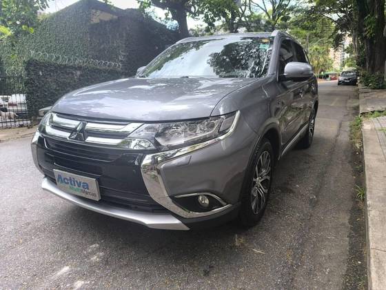 MITSUBISHI OUTLANDER 3.0 GT 4X4 V6 24V GASOLINA 4P AUTOMÁTICO